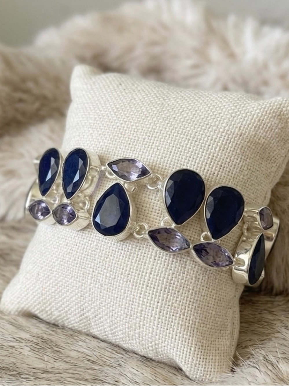 Faceted Handcrafted Sapphire Blue & Amethyst Acrylic Link Bracelet Silver Plated